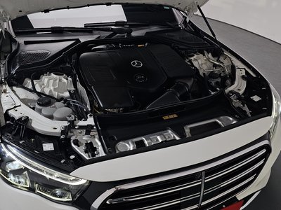 MERCEDES-BENZ E-CLASS - 7