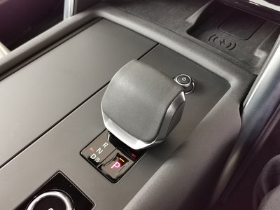 2021 LAND Rover DISCOVERY 缩略图 24