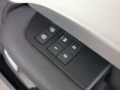 2021 LAND Rover DISCOVERY 缩略图 19