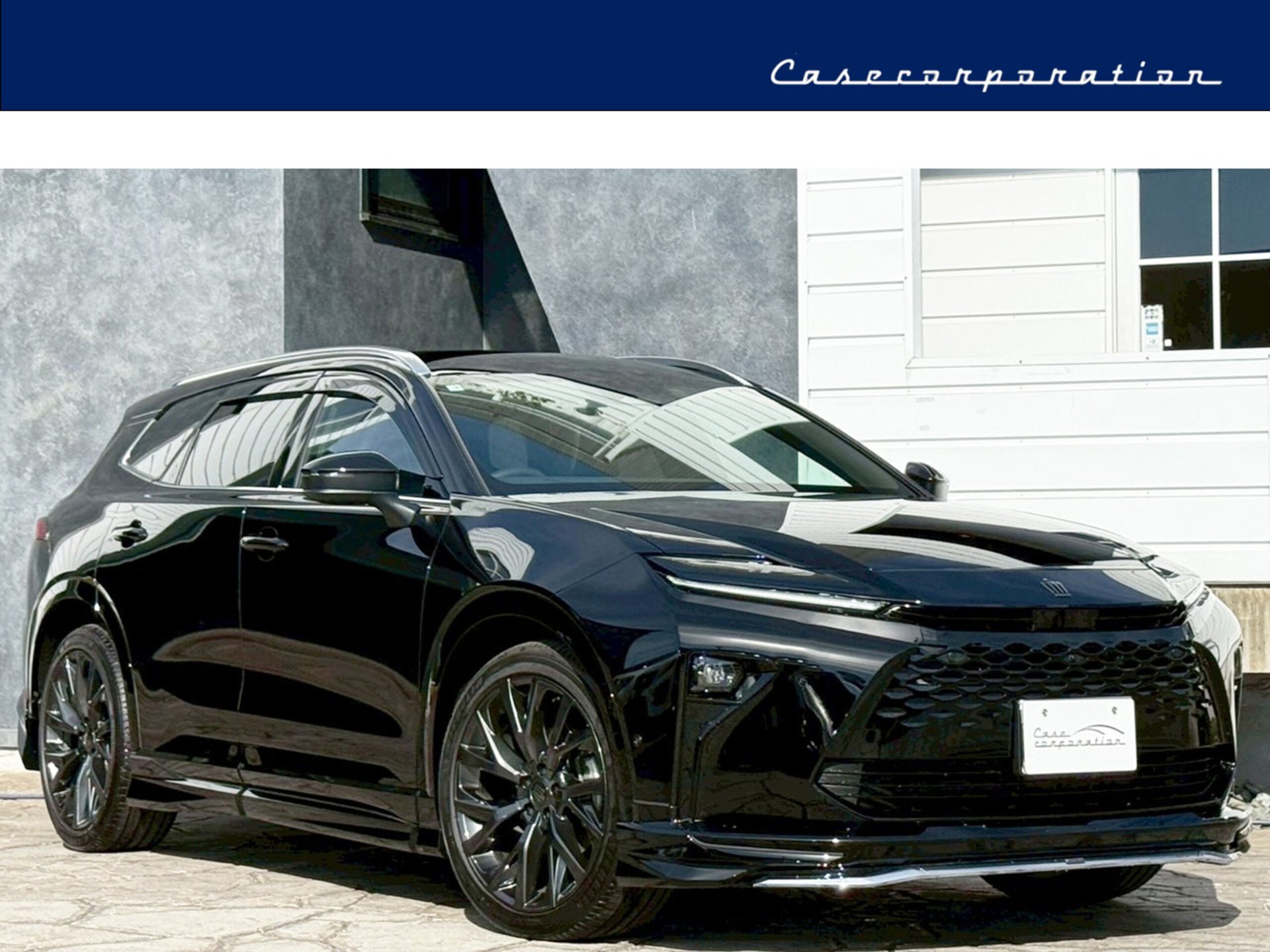 TOYOTA CROWN ESTATE - View 1