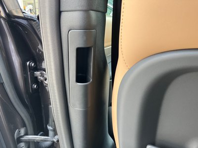 2024 LAND Rover DISCOVERY — миниатюра 109