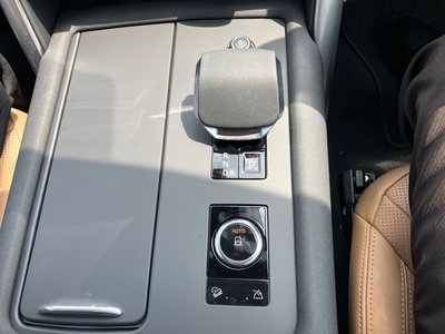 2024 LAND Rover DISCOVERY — миниатюра 96