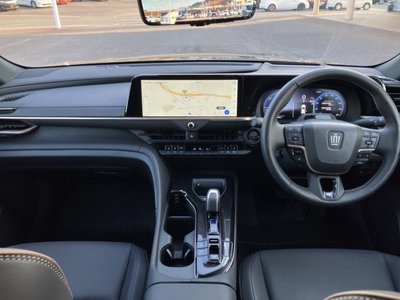 TOYOTA CROWN SPORT - 4