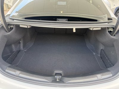 MERCEDES-BENZ E-CLASS - 9