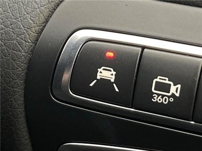 صورة 9 لـ 2023 Mercedes-BENZ V-CLASS