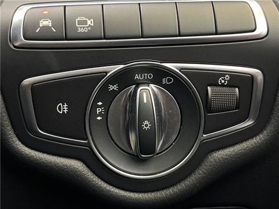 صورة 8 لـ 2023 Mercedes-BENZ V-CLASS