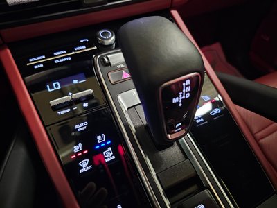 PORSCHE CAYENNE - 9
