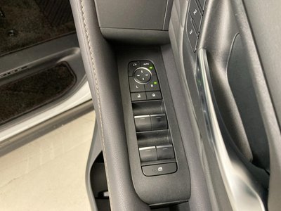صورة مصغرة 17 لـ 2024 Toyota VELLFIRE