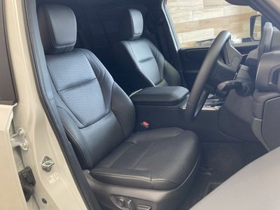 صورة مصغرة 41 لـ 2024 Toyota LAND CRUISER 250