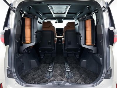 صورة مصغرة 16 لـ 2024 Toyota VELLFIRE