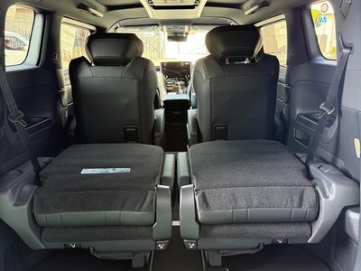 TOYOTA ALPHARD - 8
