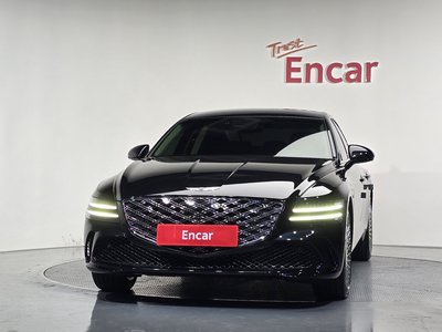 GENESIS G80 (RG3) - 2
