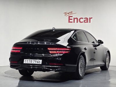 GENESIS G80 (RG3) - 4