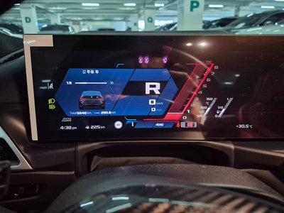 2025 BMW M3 缩略图 17