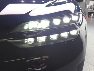 2022 Genesis GV60 photo 9