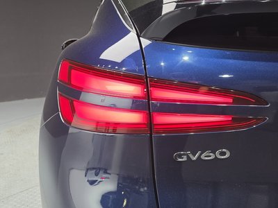 2022 Genesis GV60 photo 10