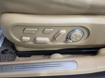 صورة مصغرة 33 لـ 2022 Genesis GV60