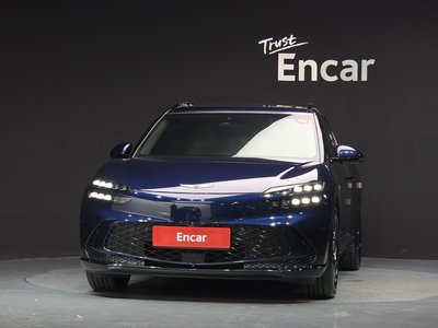 2022 Genesis GV60 photo 2