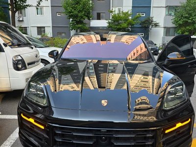 PORSCHE CAYENNE - 1