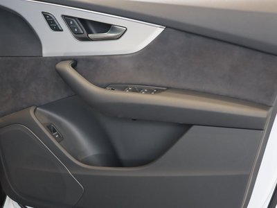 2024 AUDI Q7 — миниатюра 53