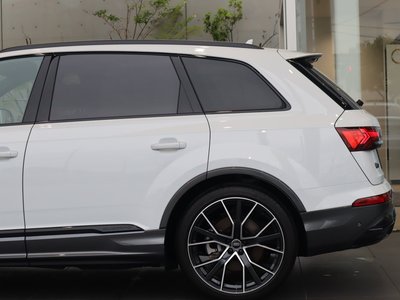 2024 AUDI Q7 — миниатюра 13