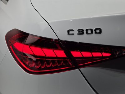 2025 Mercedes-BENZ C-CLASS photo 10
