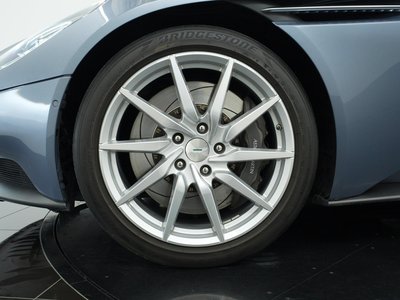 ASTON MARTIN DB11 VOLANTE - 5