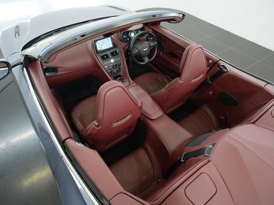 ASTON MARTIN DB11 VOLANTE - 10