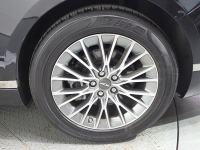 GENESIS G80 (RG3) - 8