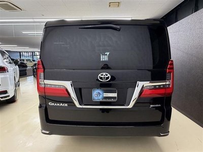 TOYOTA GRAND ACE - 5