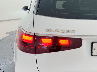 MERCEDES-BENZ GLS - 10