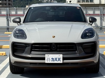 PORSCHE MACAN T - 2