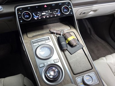 GENESIS GV80 - 9