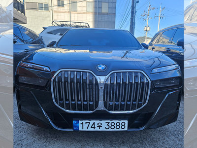 BMW 7 SERIES - 1