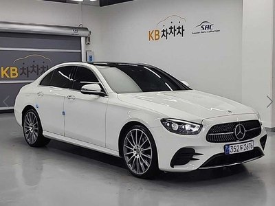 MERCEDES-BENZ E-CLASS - 4