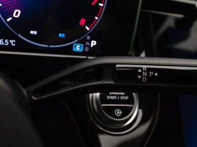 MERCEDES-BENZ E-CLASS - 9