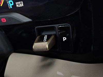 صورة مصغرة 12 لـ 2023 Porsche TAYCAN