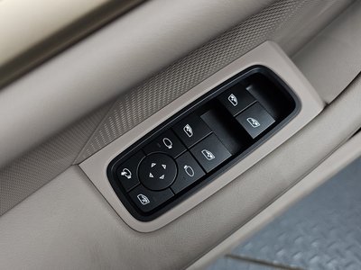 صورة مصغرة 27 لـ 2023 Porsche TAYCAN