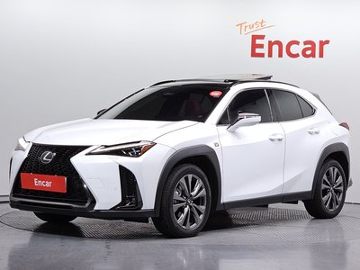 LEXUS UX - 1