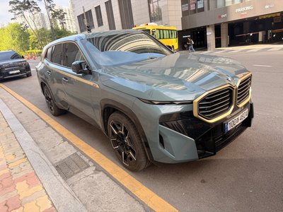 BMW XM - 1