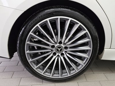 MERCEDES-BENZ C-CLASS - 6