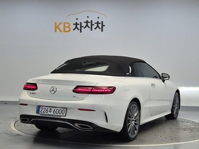 MERCEDES-BENZ E-CLASS - 2