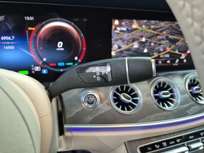 MERCEDES-BENZ E-CLASS - 8