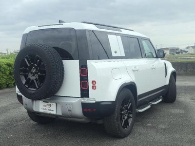 LAND ROVER DEFENDER - 10