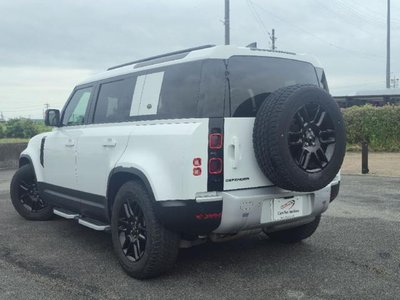 LAND ROVER DEFENDER - 8