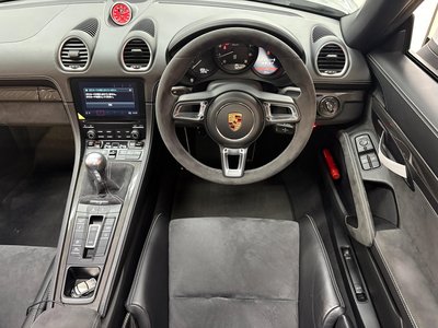 2020 Porsche 718 SPYDER photo 9