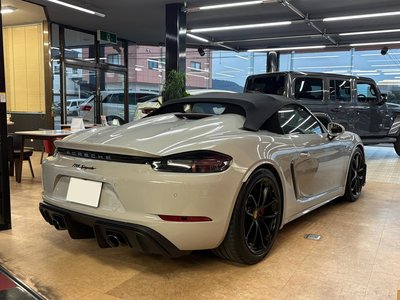 2020 Porsche 718 SPYDER photo 3