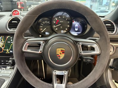 2020 Porsche 718 SPYDER 缩略图 17