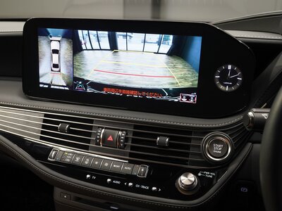صورة 6 لـ 2021 Lexus LS