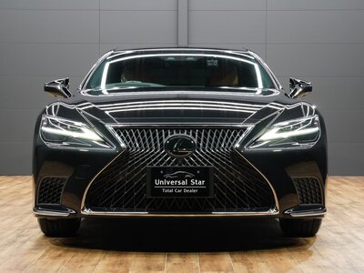 صورة 8 لـ 2021 Lexus LS